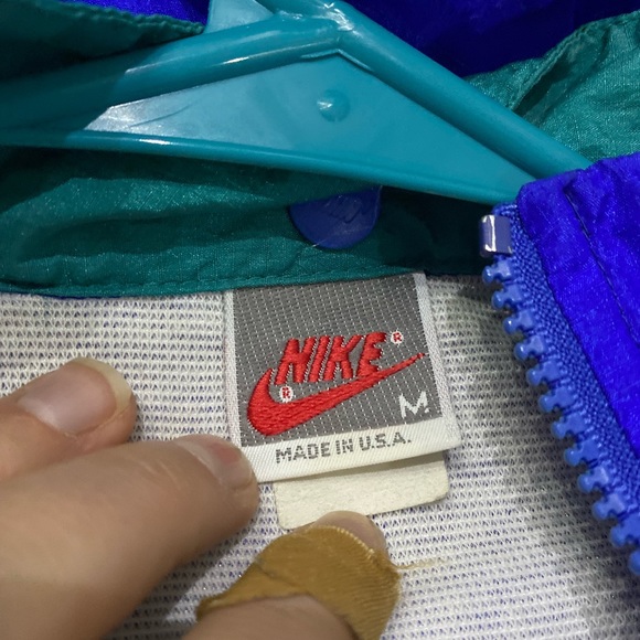 Vintage Nike windbreaker - Picture 3 of 3